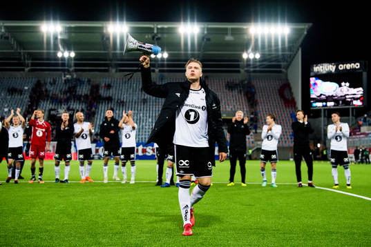 Issam Jebali of Rosenborg celebrates with teammates
