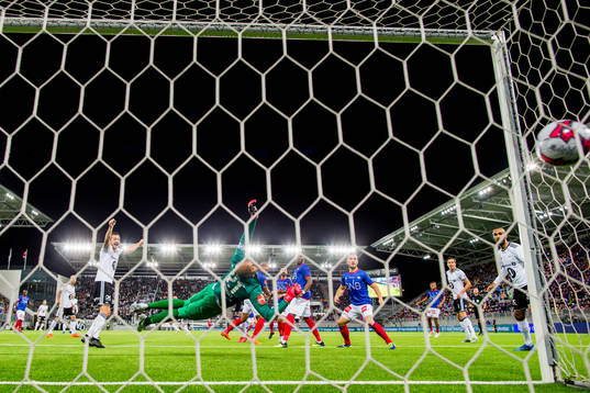 Jonathan Levi of Rosenborg (partly hidden) scores 1-1