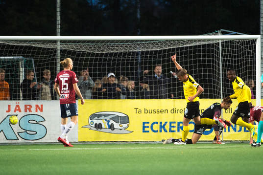 Frejs Joakim Runnemo gör 1-0