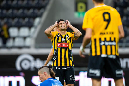 Häckens Paulinho deppar