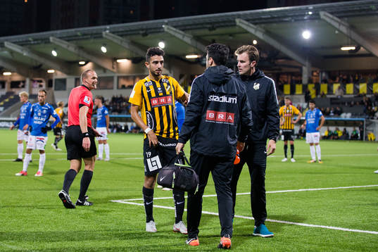 Häckens Daleho Irandust tvingas utgå skadad