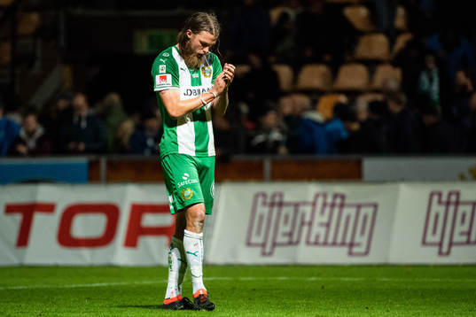 Hammarbys Björn Paulsen tackar publiken