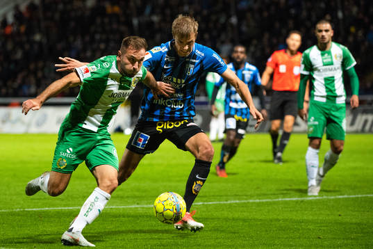 Hammarbys Muamer Tankovic och Sirius Oscar Pehrsson