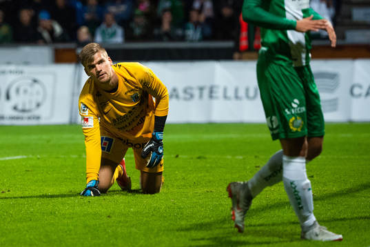 Sirius målvakt Lukas Jonsson