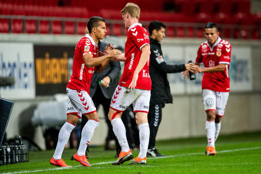 Kalmars Rasmus Elm blir utbytt mot Hiago Ramiro