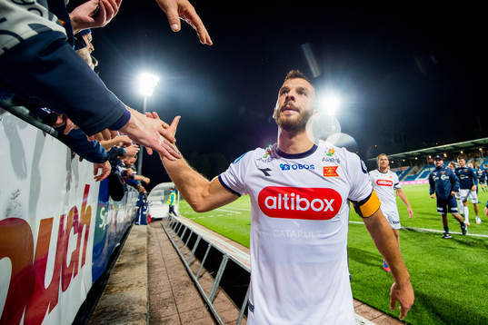 Zlatko Tripic of Viking celebrates