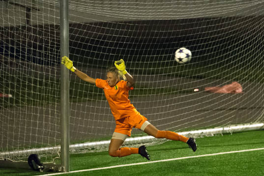 Bollstanäs målvakt Olivia Palmqvist
