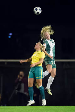 Bollstanäs Emma Lillbäck och Hammarbys Astrid Larsson