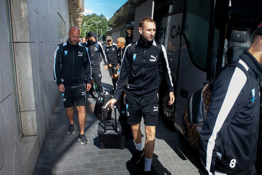 Assistant coach Olof Persson and assistant coach Andreas
