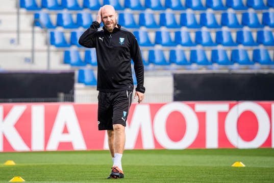 Assistant coach Olof Persson of Malmö FF