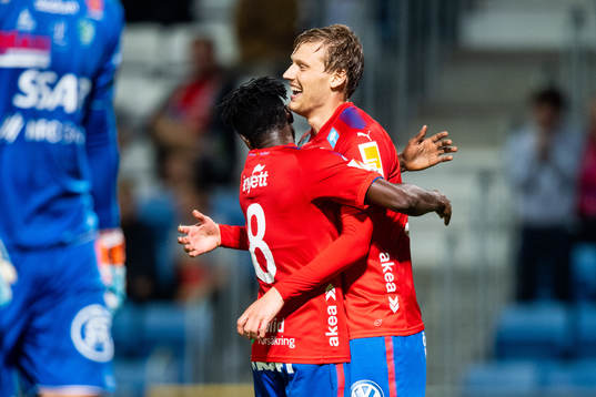 Helsingborgs Andri Runar  Bjarnason jublar