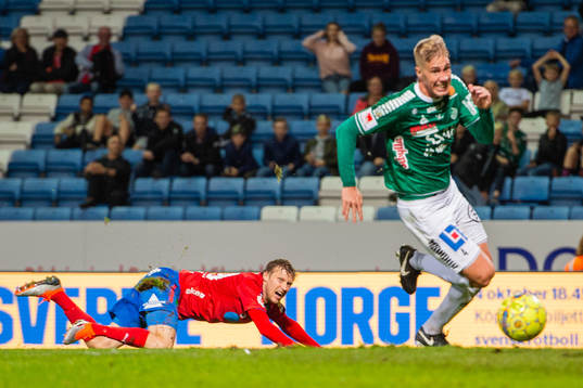 Helsingborgs Andri Runar  Bjarnason gör 4-1