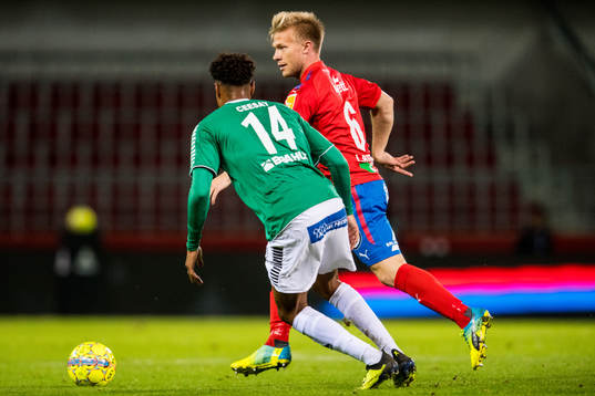 Helsingborgs Andreas Landgren och Brages Joseph Ceesay