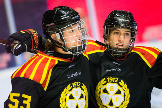 Brynäs Jennifer Wakefield jublar