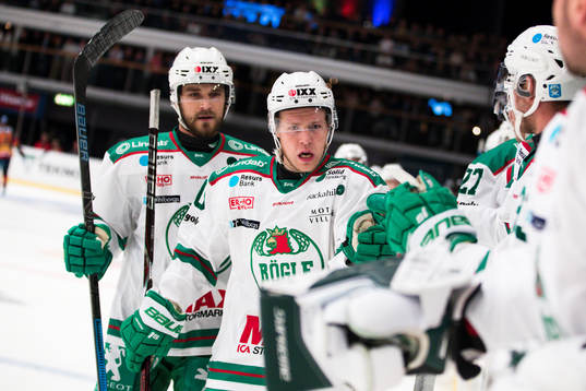 Rögles Christopher Bengtsson jublar