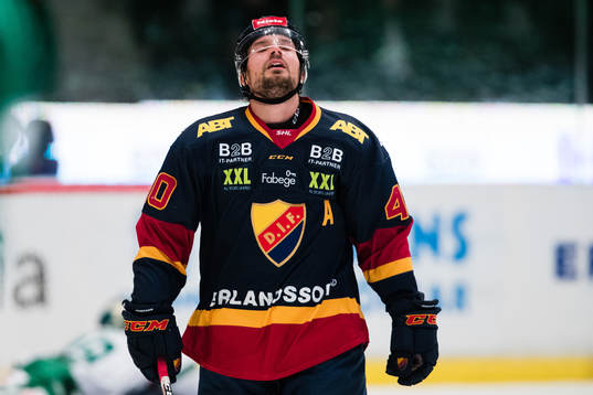 Djurgårdens Jacob Josefson deppar