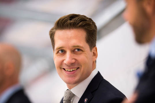 Växjös tränare Sam Hallam