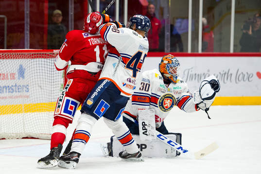 Timrås Henrik Törnqvist och Växjös Daniel Rahimi  och