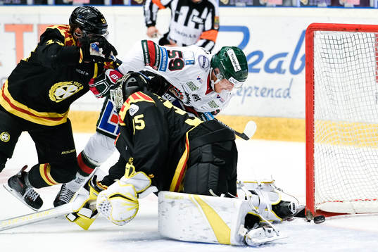 Frölundas Simon Hjalmarsson göra 2-2 bakom Brynäs