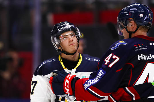 s Isac Brännström och Linköpings Anton Karlsson