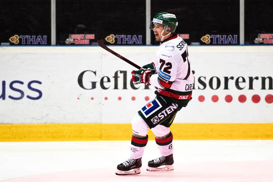 Frölundas Patrik Carlsson jublar