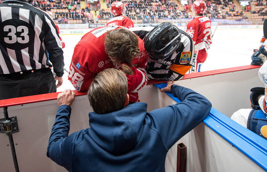 Timrås Jacob Olofsson har ont