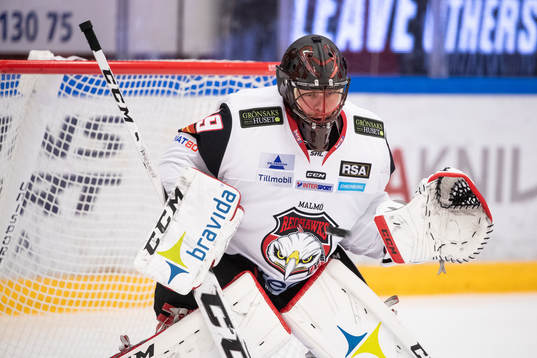 Malmö Redhawks målvakt Oscar Alsenfelt  i ishockeymatchen