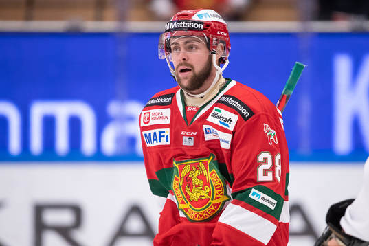 Moras Oskar Svanlund  i ishockeymatchen i SHL mellan Mora