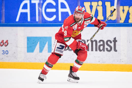 Moras Andrew Rowe  i ishockeymatchen i SHL mellan Mora och