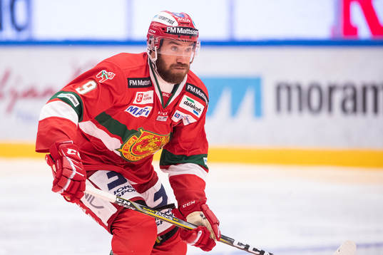 Moras Andrew Rowe  i ishockeymatchen i SHL mellan Mora och