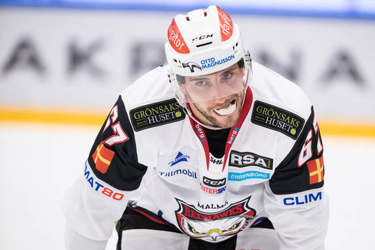 Malmö Redhawks Konstantin Komarek  i ishockeymatchen i SHL