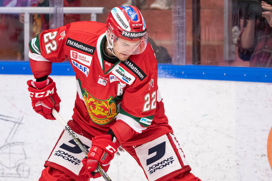 Moras Matt Bailey  i ishockeymatchen i SHL mellan Mora och