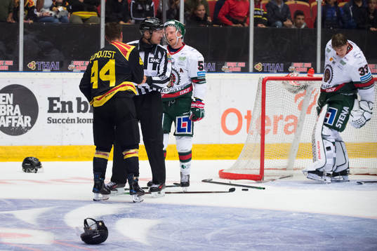 Brynäs Jacob Blomqvist och Frölundas Simon Hjalmarsson