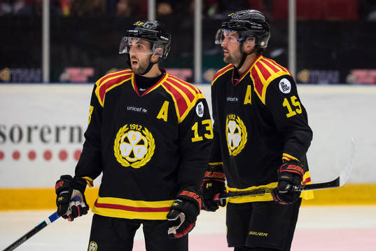 Brynäs Ryan Gunderson och Simon Bertilsson
