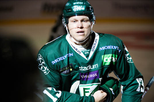Färjestads Daniel Viksten jublar