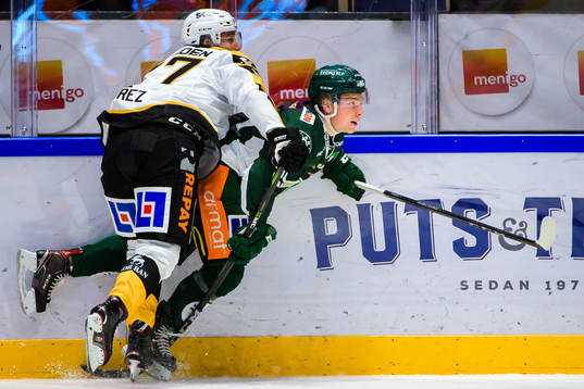 Färjestads Oskar Steen