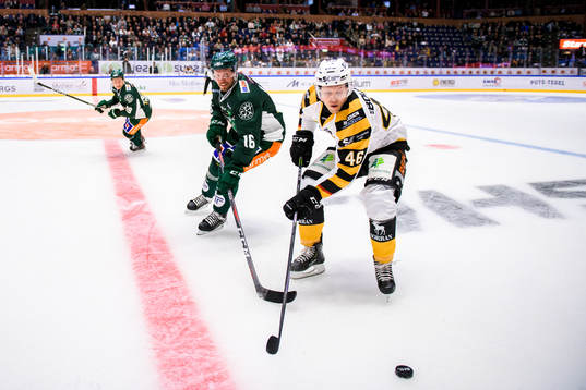 Färjestads Alexander Johansson och Skellefteås Mathis