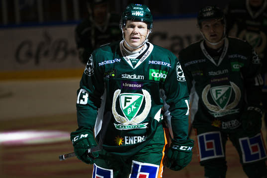 Färjestads Daniel Viksten jublar
