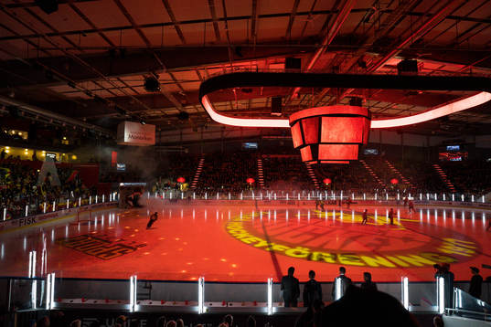Luleås intro före ishockeymatchen i SHL mellan Luleå och
