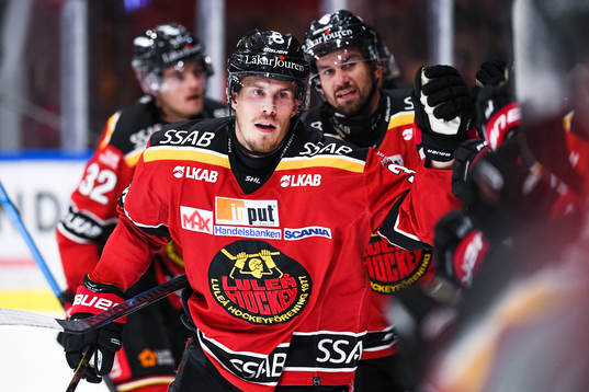 Luleås Emil Larsson jublar