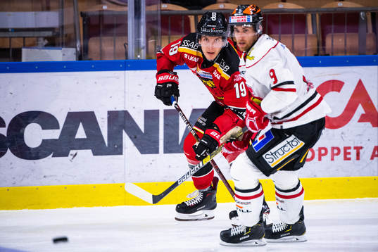 Luleås Joonas Jalvanti och Örebros Tylor Spink