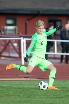 Norges Isak Solbergi landskampen i fotboll mellan Sverige