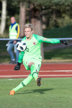 Norges Isak Solberg i landskampen i fotboll mellan Sverige