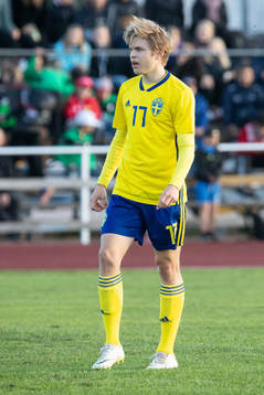Sveriges Kristoffer Krebs i landskampen i fotboll mellan