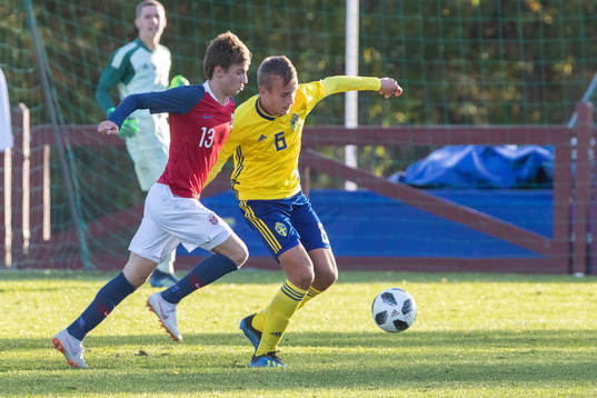Norges Uranik Seferi och Sveriges Jesper Tolinsson i