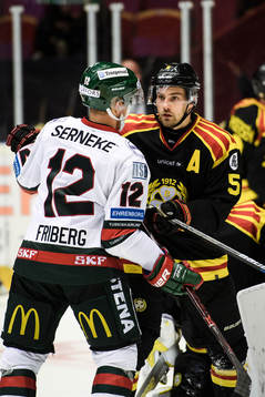 Brynäs Lukas Kilström och Frölundas Max Friberg
