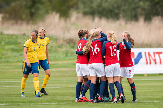 Norges spelare jublar
