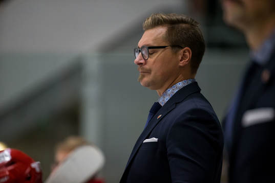 Modos tränare Björn Hellkvist