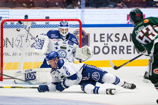 Tingsryds Daniel Öhrn reducerar till 2-1 bakom Leksands