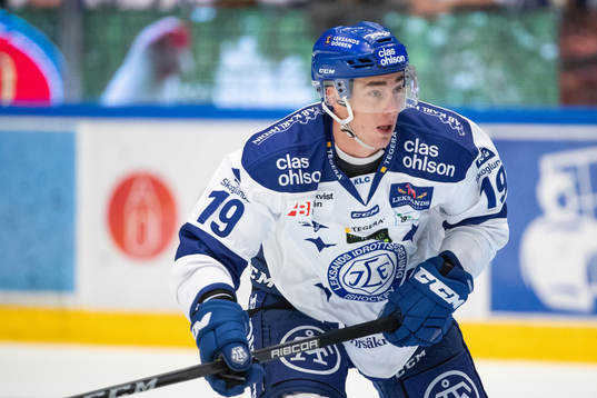 Leksands Tobias Forsberg i ishockeymatchen i